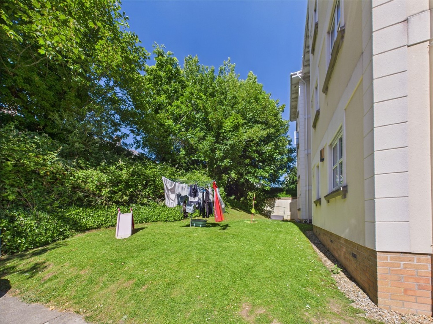 2 bedroom Flat for Sale Sylvan Court, Plymouth
