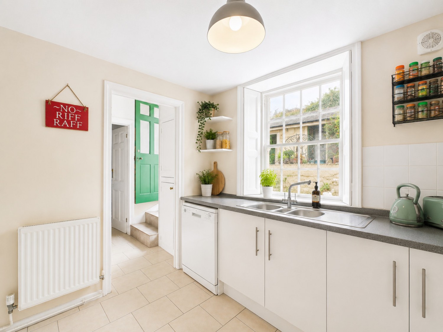 2 bedroom House for Sale New Street, Barbican, Plymouth