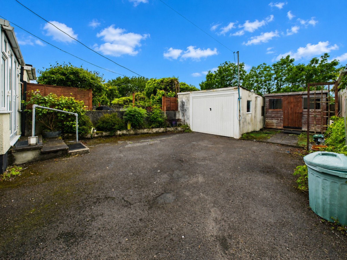 Lucas Lane, Plympton, Plymouth