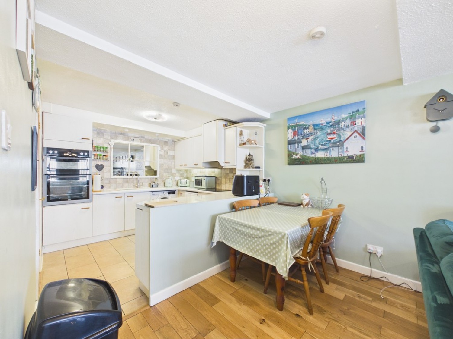 2 bedroom Flat for Sale 264-266 Citadel Road