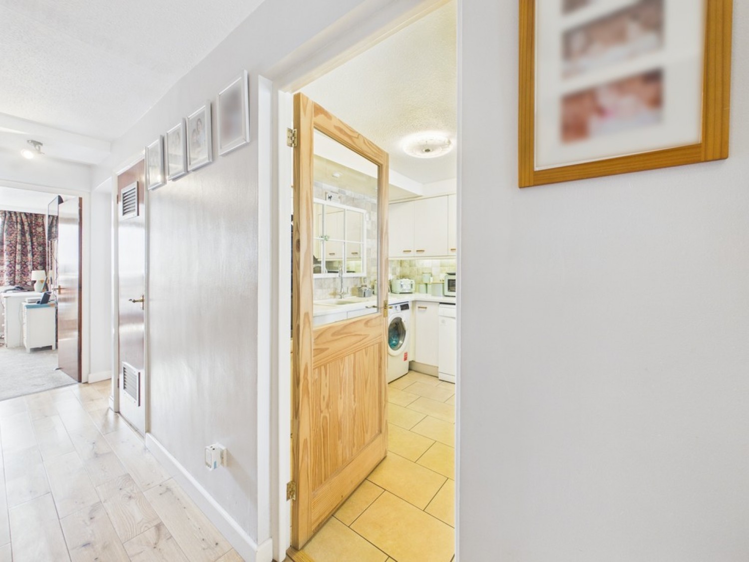 2 bedroom Flat for Sale 264-266 Citadel Road