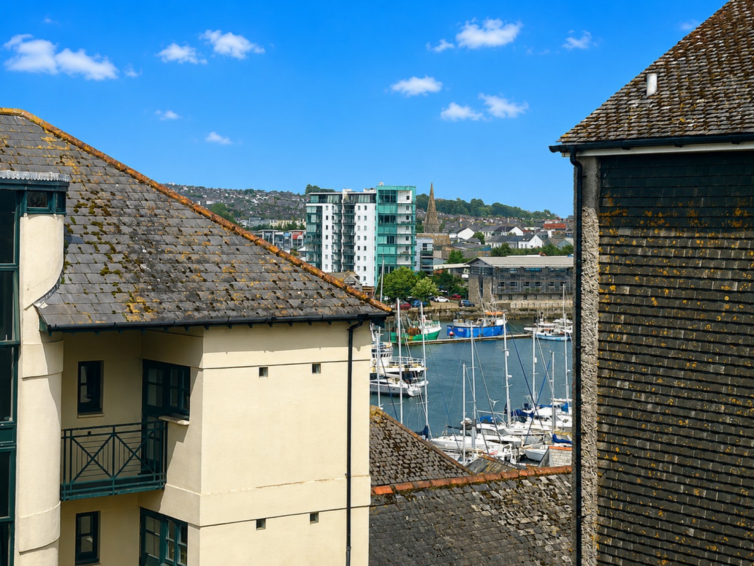 2 bedroom Flat for Sale Castle Street, The Barbican, Plymouth