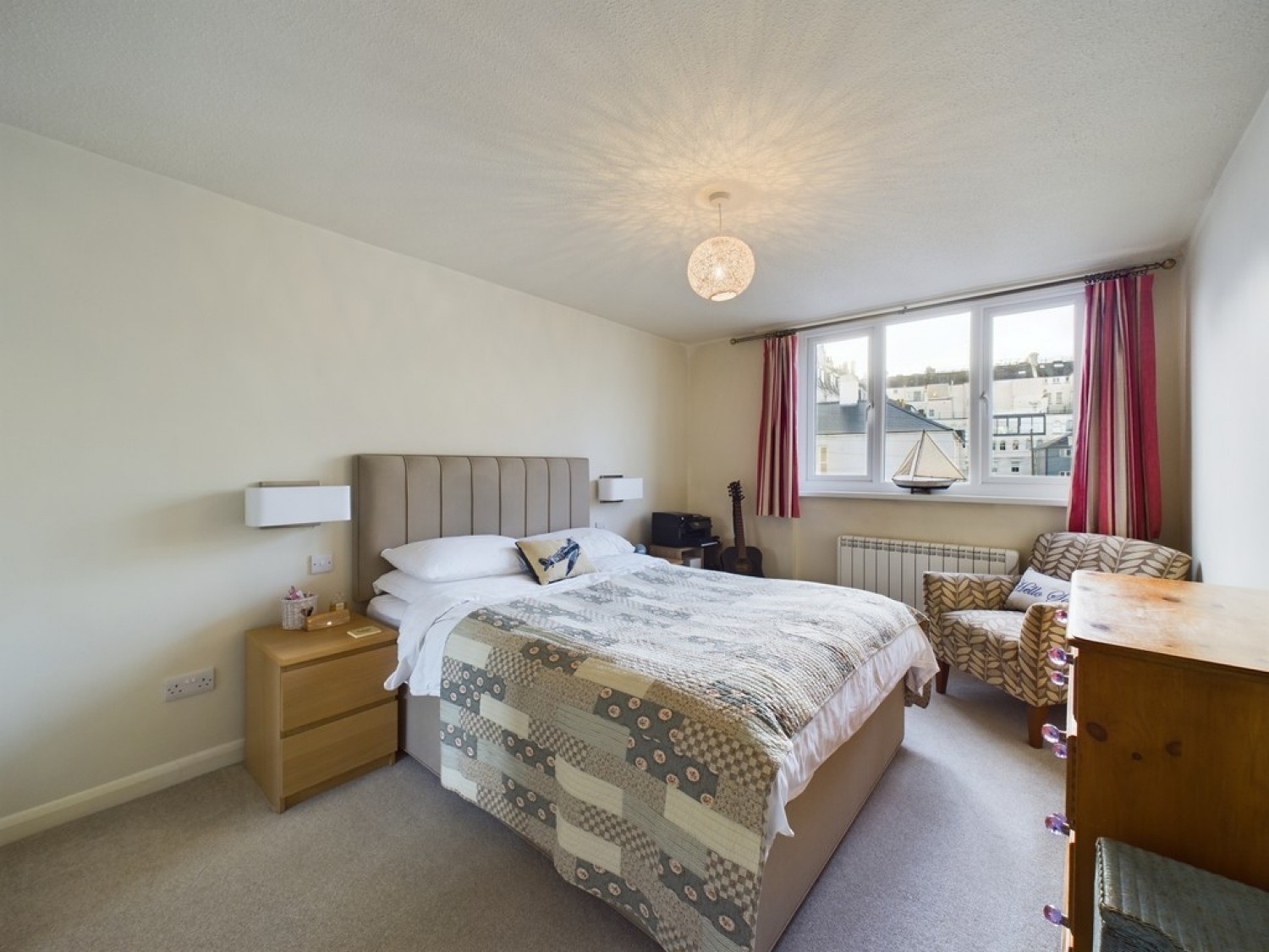 2 bedroom Flat for Sale Drake Court, 264-266 Citadel Road, The Hoe