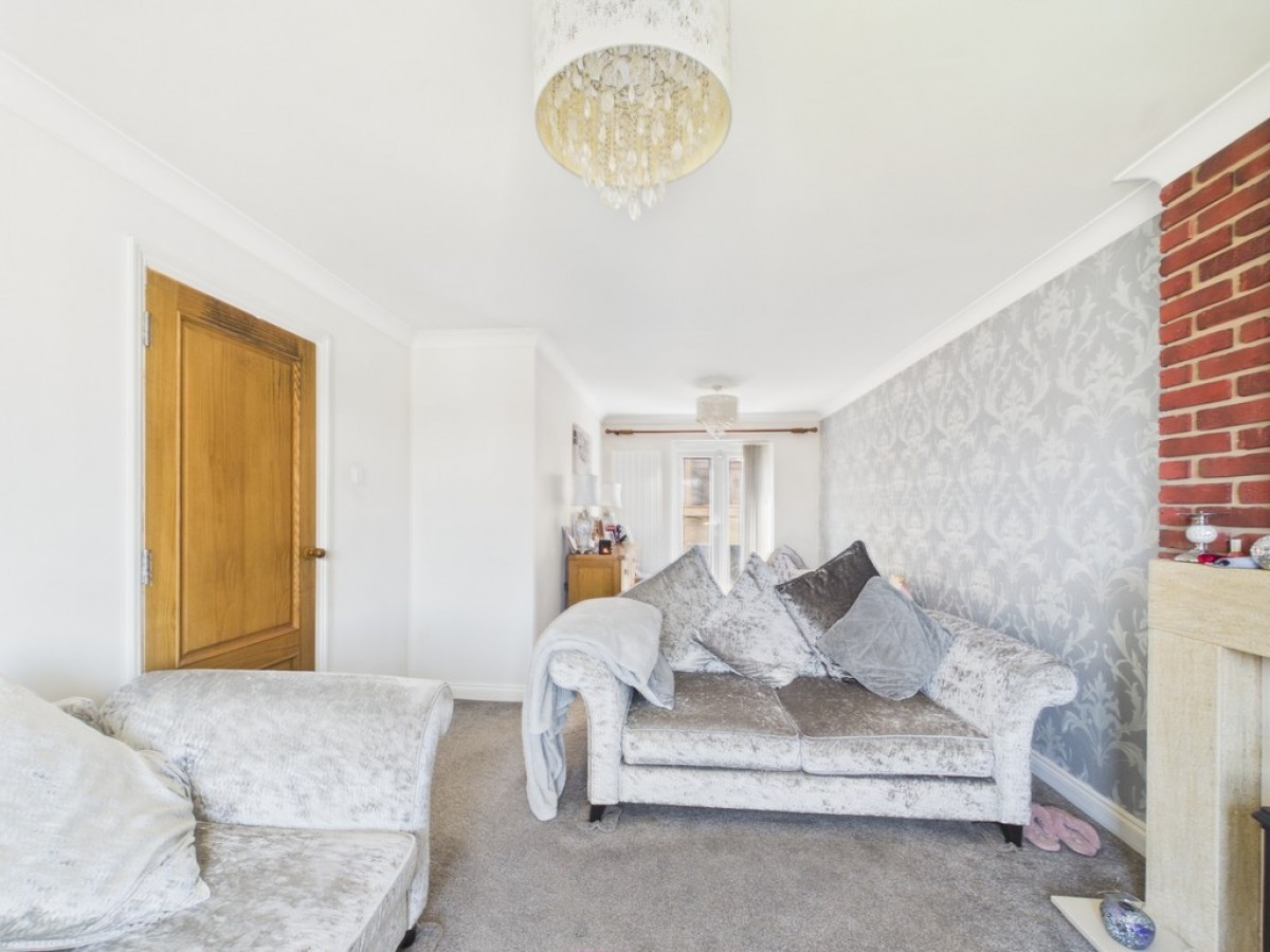 Wensum Close, Plympton