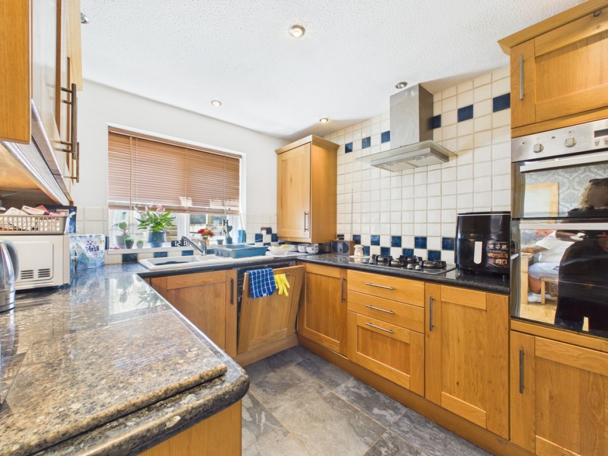 Wensum Close, Plympton