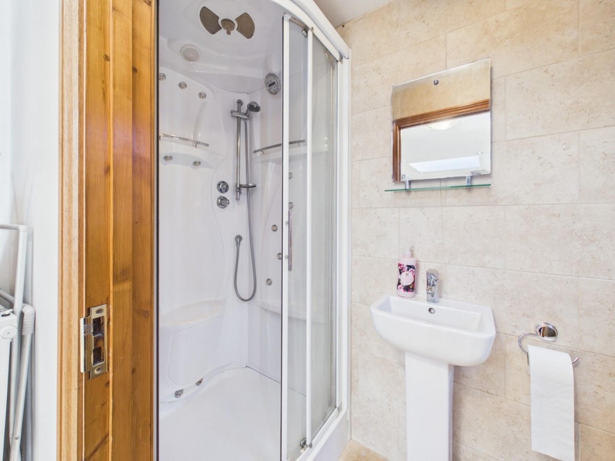 Wensum Close, Plympton