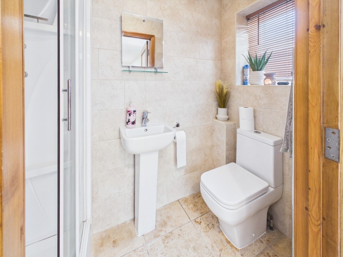 Wensum Close, Plympton