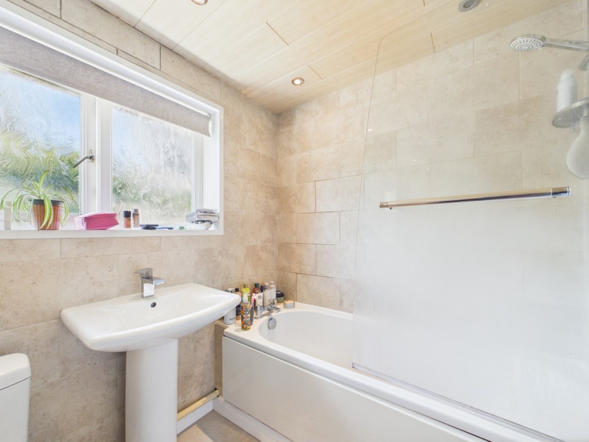 Wensum Close, Plympton