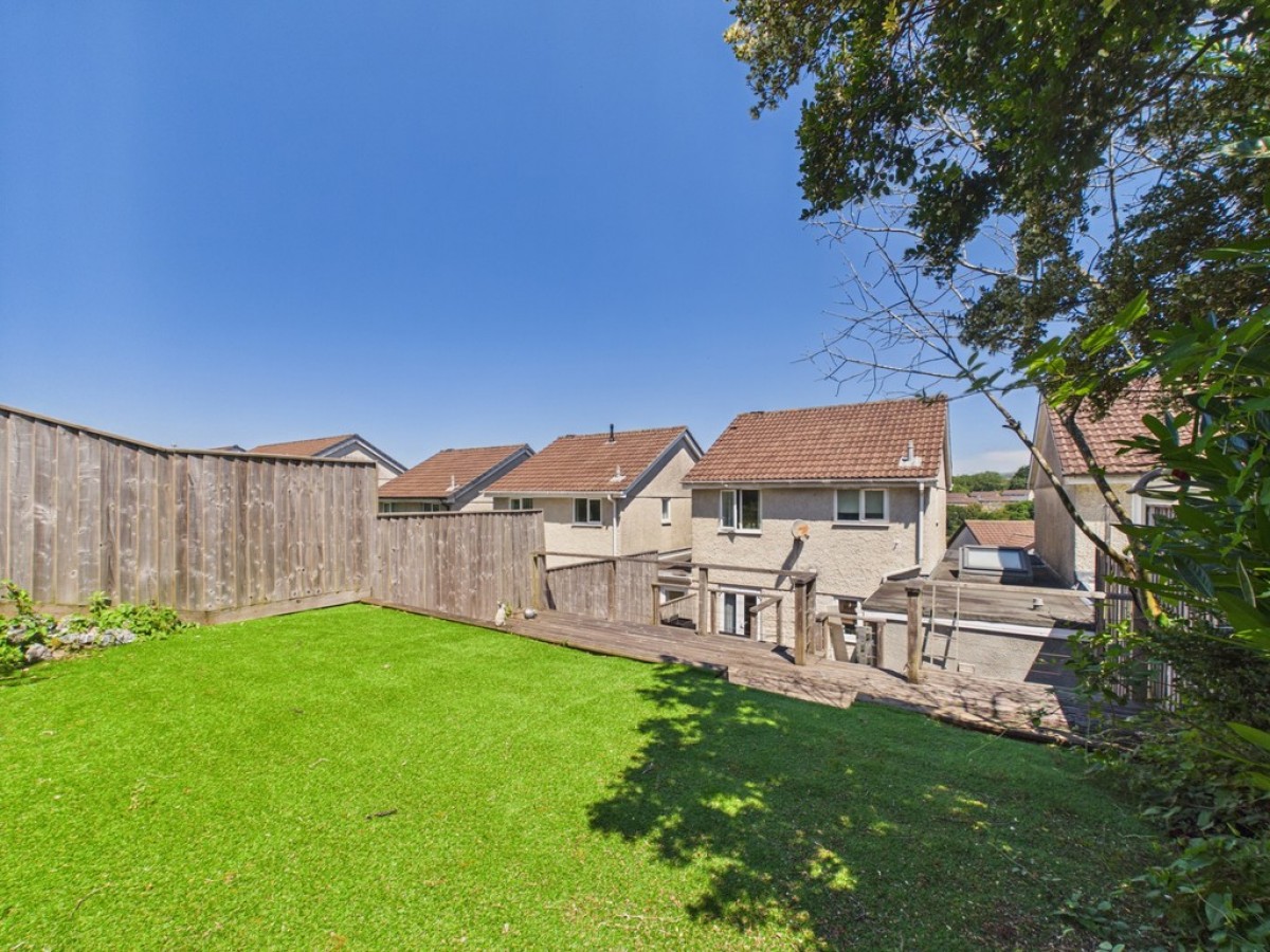 Wensum Close, Plympton