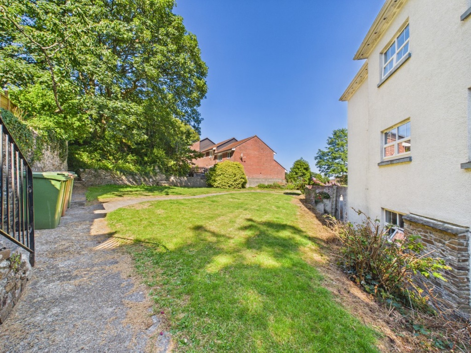 1 bedroom Flat for Sale Highfield Close, Efford, Plymouth
