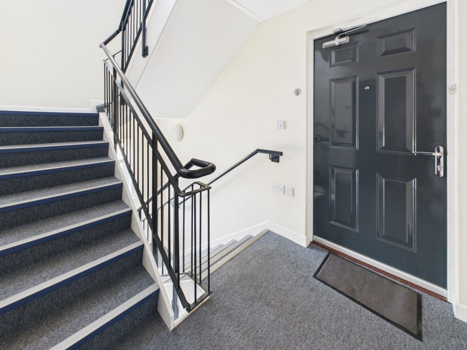 2 bedroom Flat for Sale Derriford, Plymouth, Devon