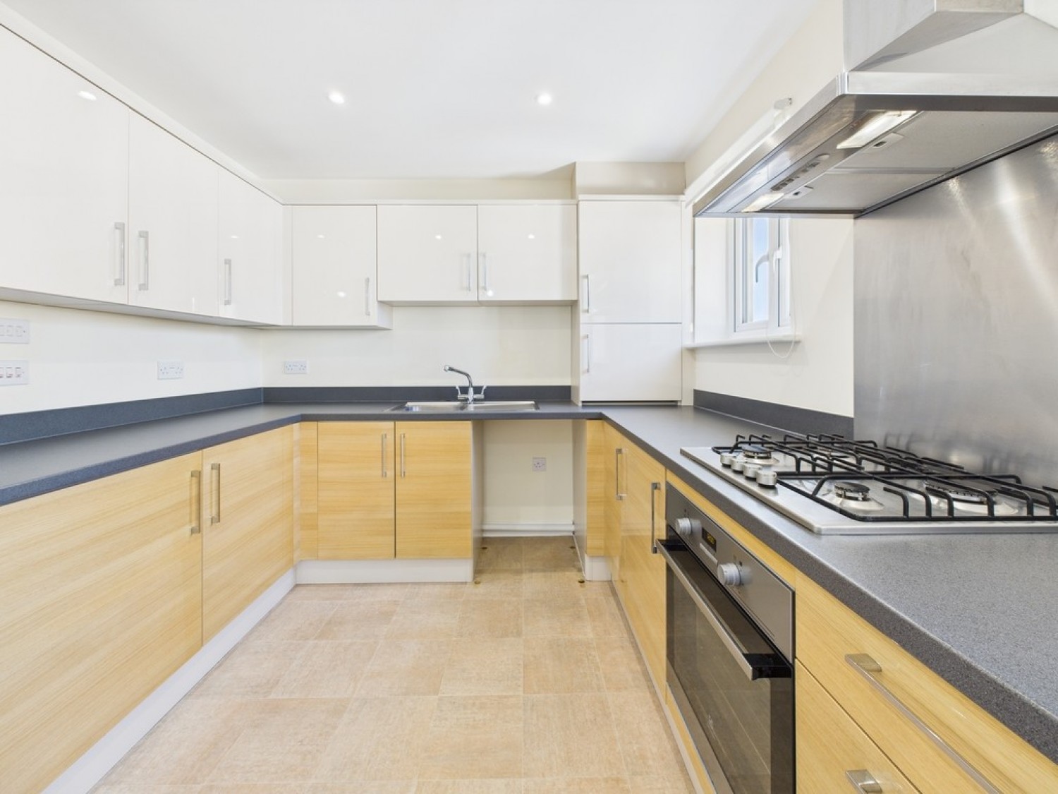 2 bedroom Flat for Sale Derriford, Plymouth, Devon