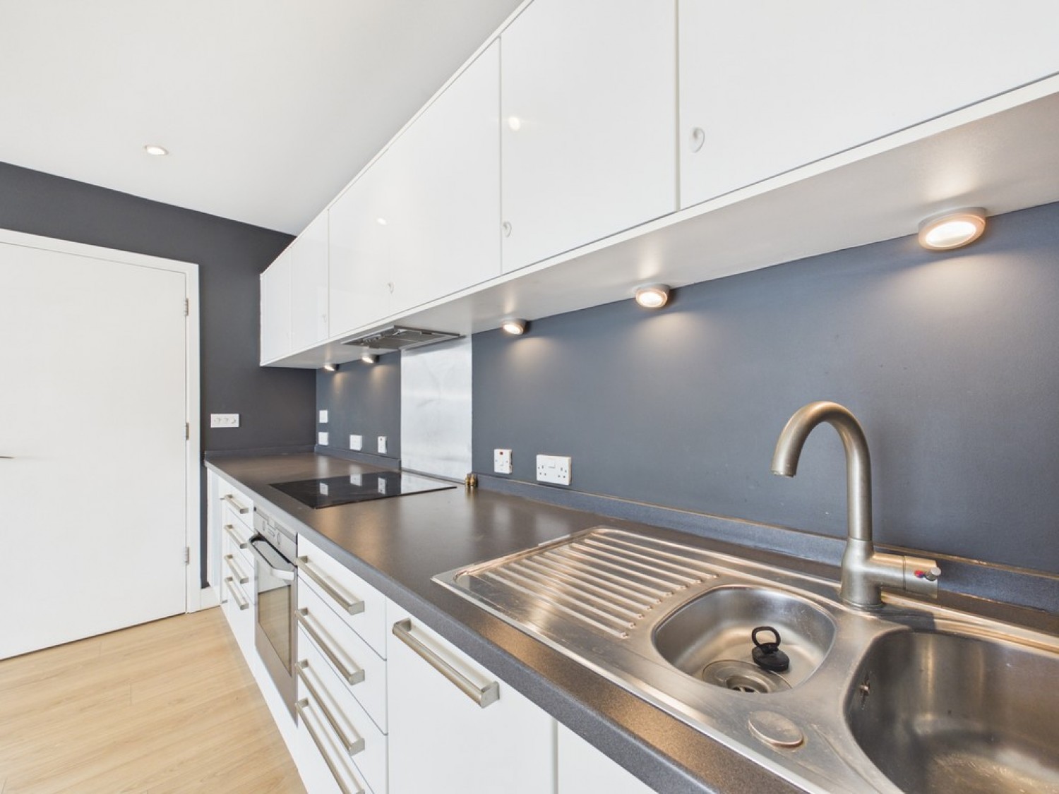 1 bedroom Flat for Sale Hobart Street, 8 Hobart Street, Plymouth, Milbay