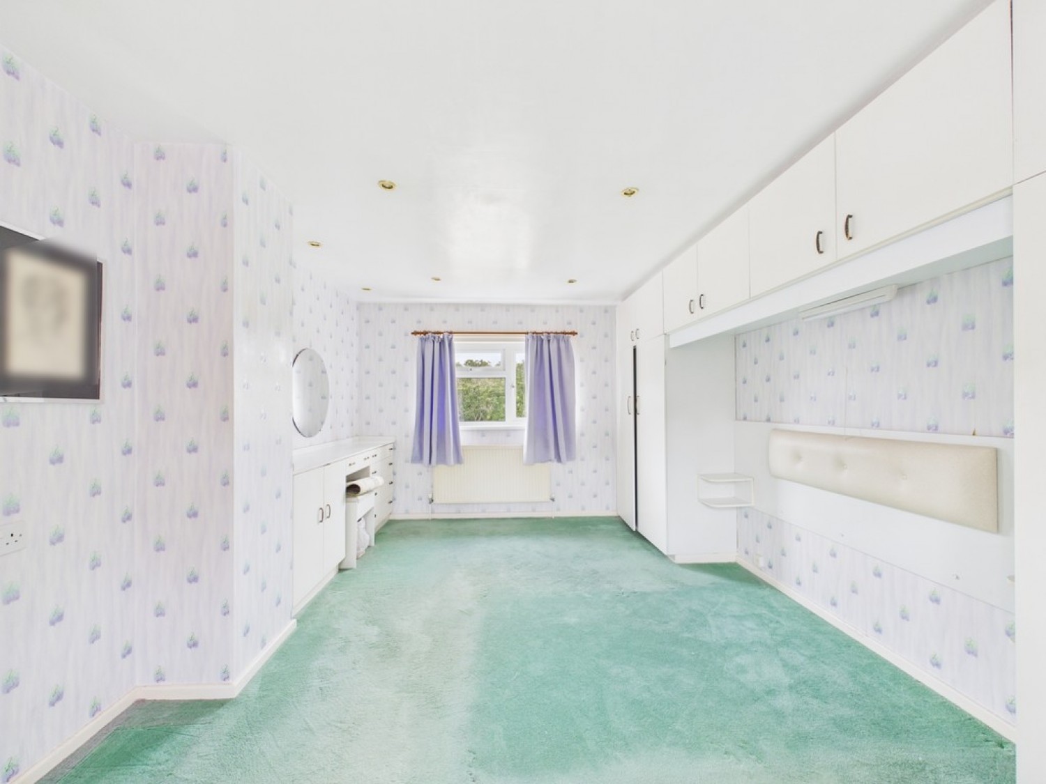 2 bedroom House for Sale Budshead Road, Whitleigh, Plymouth