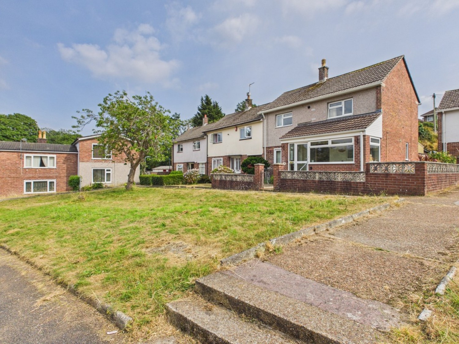 2 bedroom House for Sale Budshead Road, Whitleigh, Plymouth