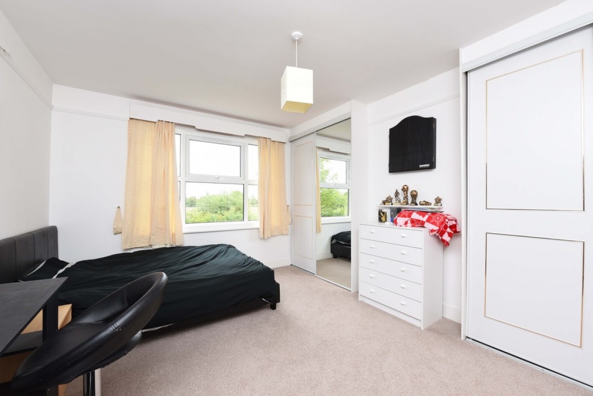 Matthewsgreen Road, Wokingham