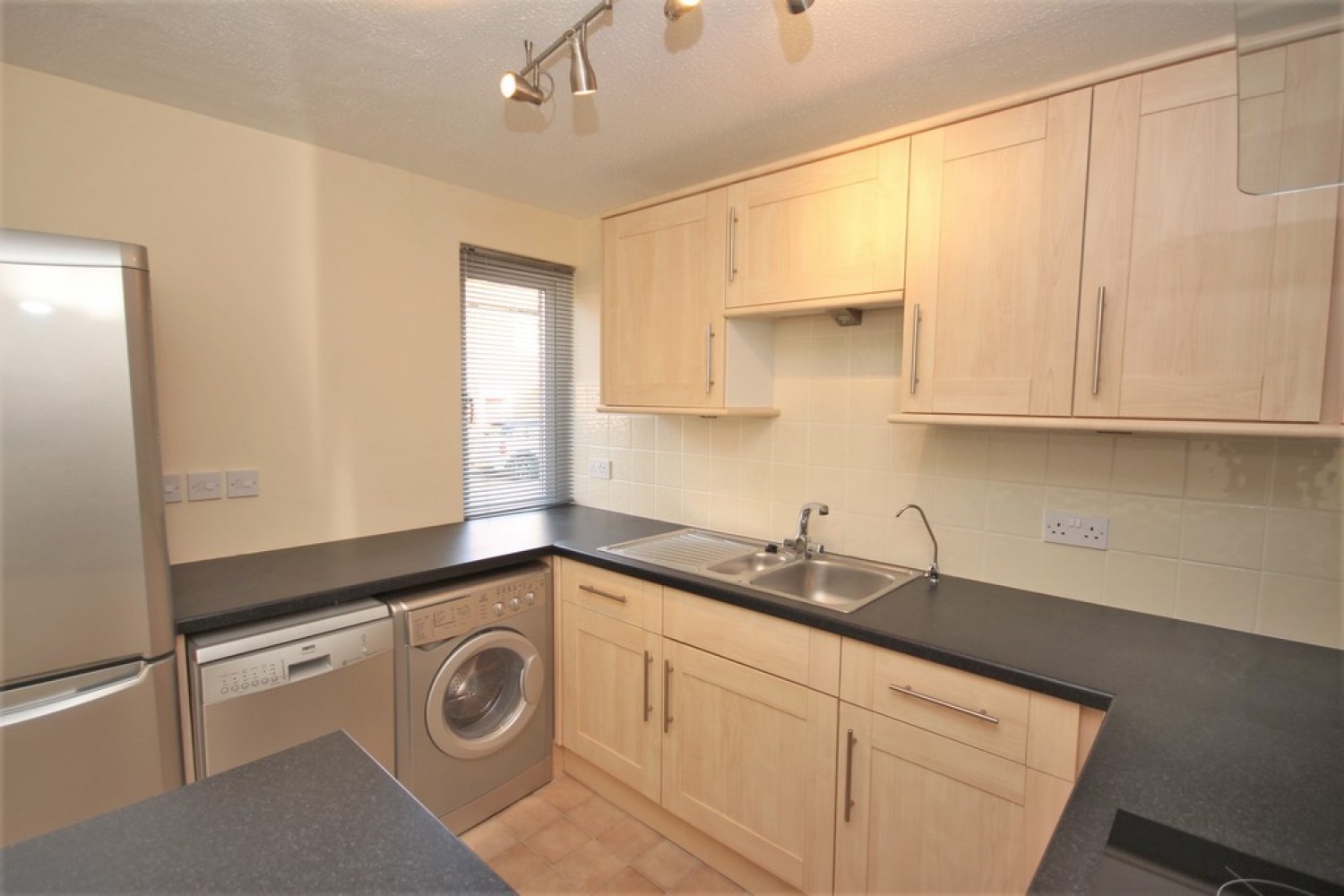 Rose Street , Wokingham