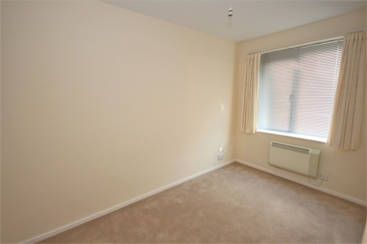 Rose Street , Wokingham