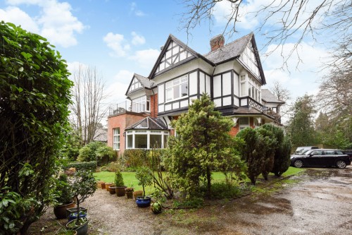 Hermitage Drive, Ascot