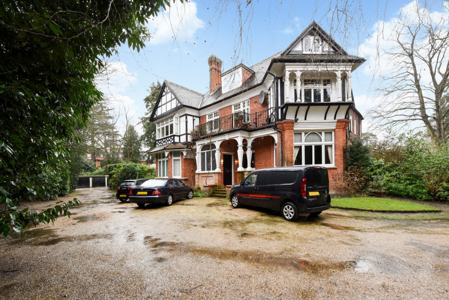 3 bedroom Flat for Letting Hermitage Drive, Ascot
