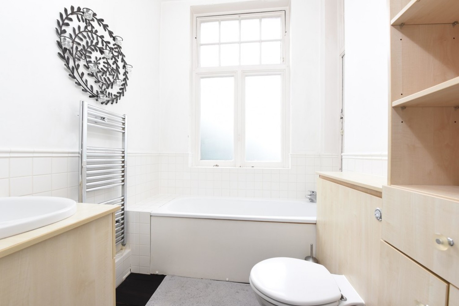 3 bedroom Flat for Letting Hermitage Drive, Ascot