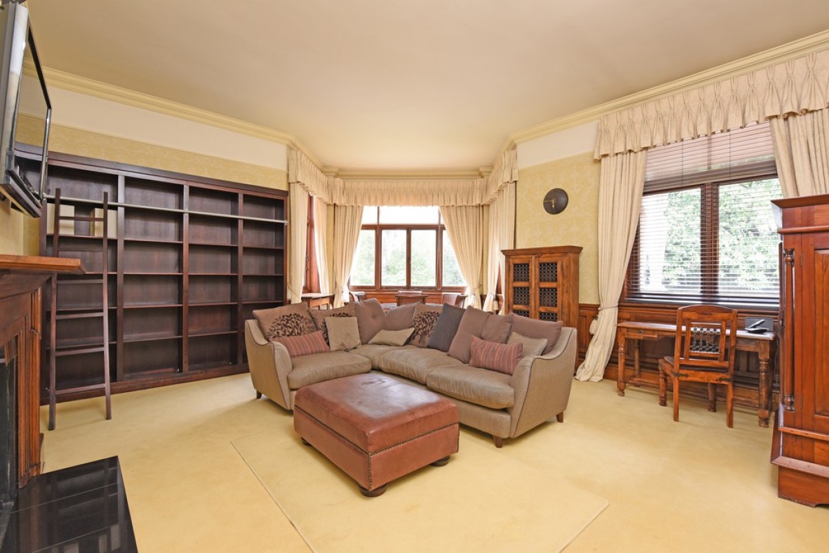 Hermitage Drive, Ascot