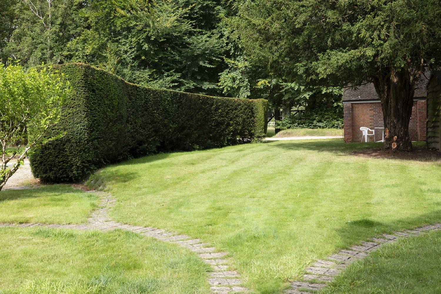 2 bedroom House for Letting Lower Basildon - 5 mins drive Pangbourne &amp; Goring