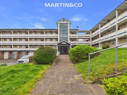 South Lynn Crescent, Bracknell