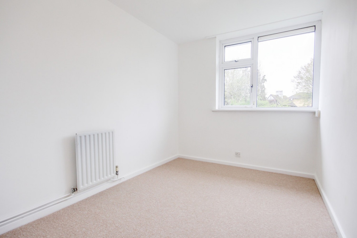 1 bedroom Flat for Letting South Lynn Crescent, Bracknell