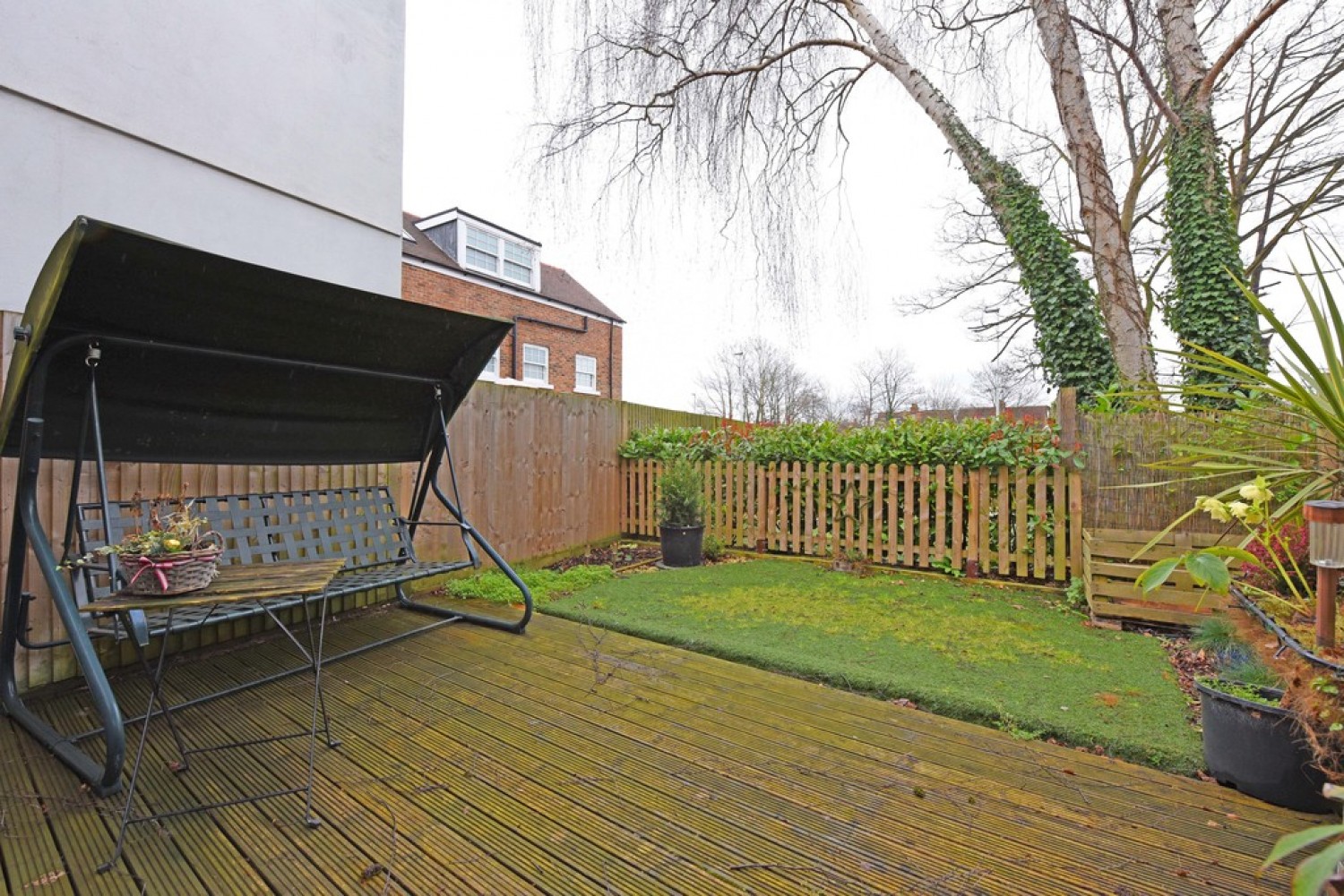 1 bedroom Flat for Letting Peach Street, Wokingham