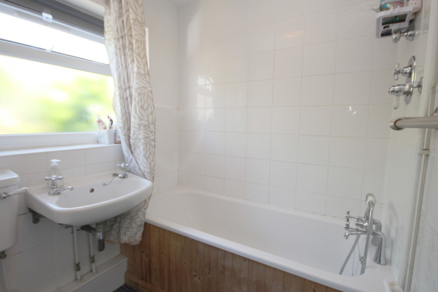 2 bedroom House for Letting Easthampstead Road, Wokingham