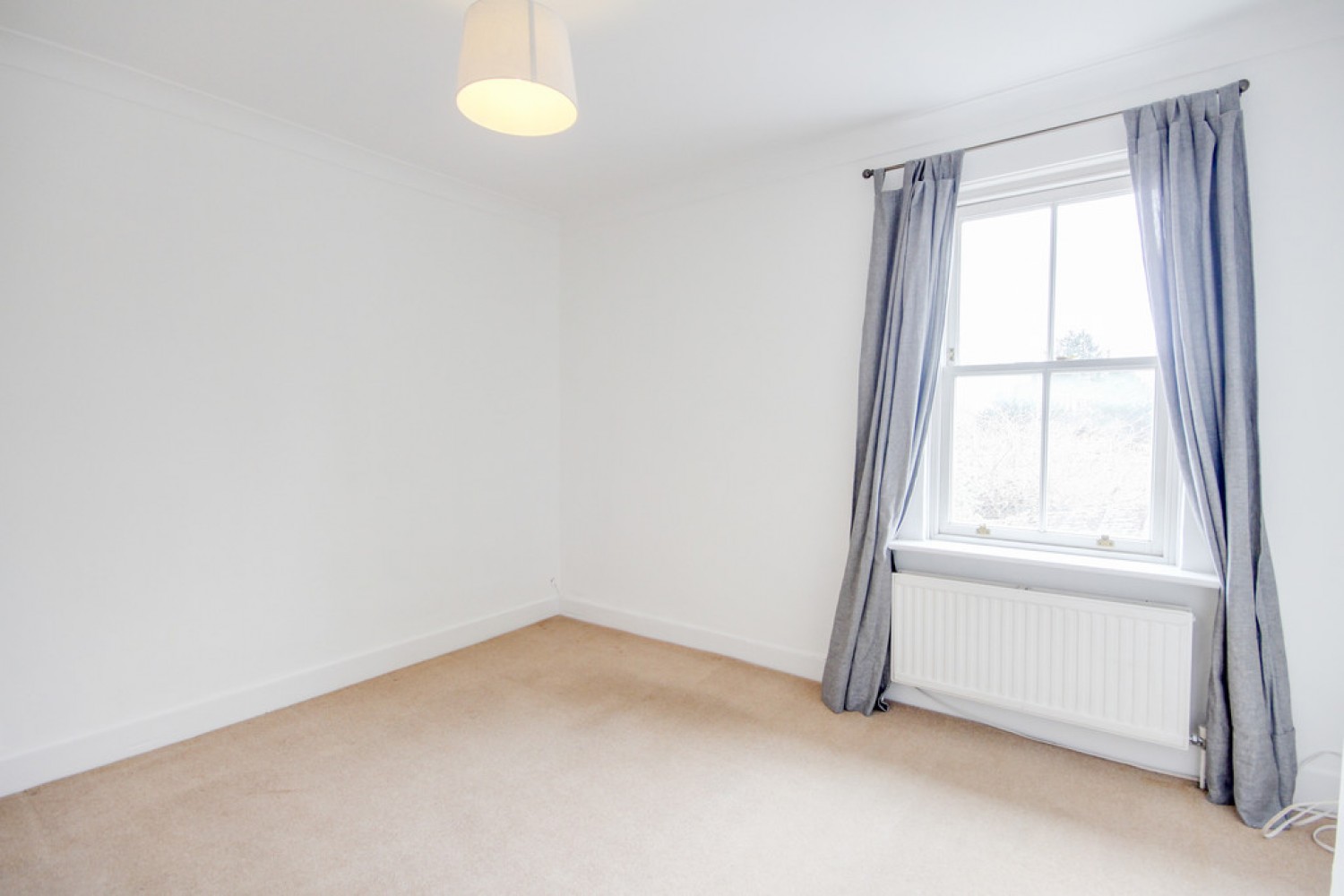 2 bedroom House for Letting Easthampstead Road, Wokingham