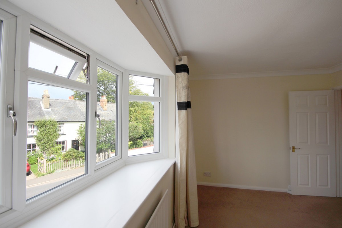 Victoria Road, Mortimer