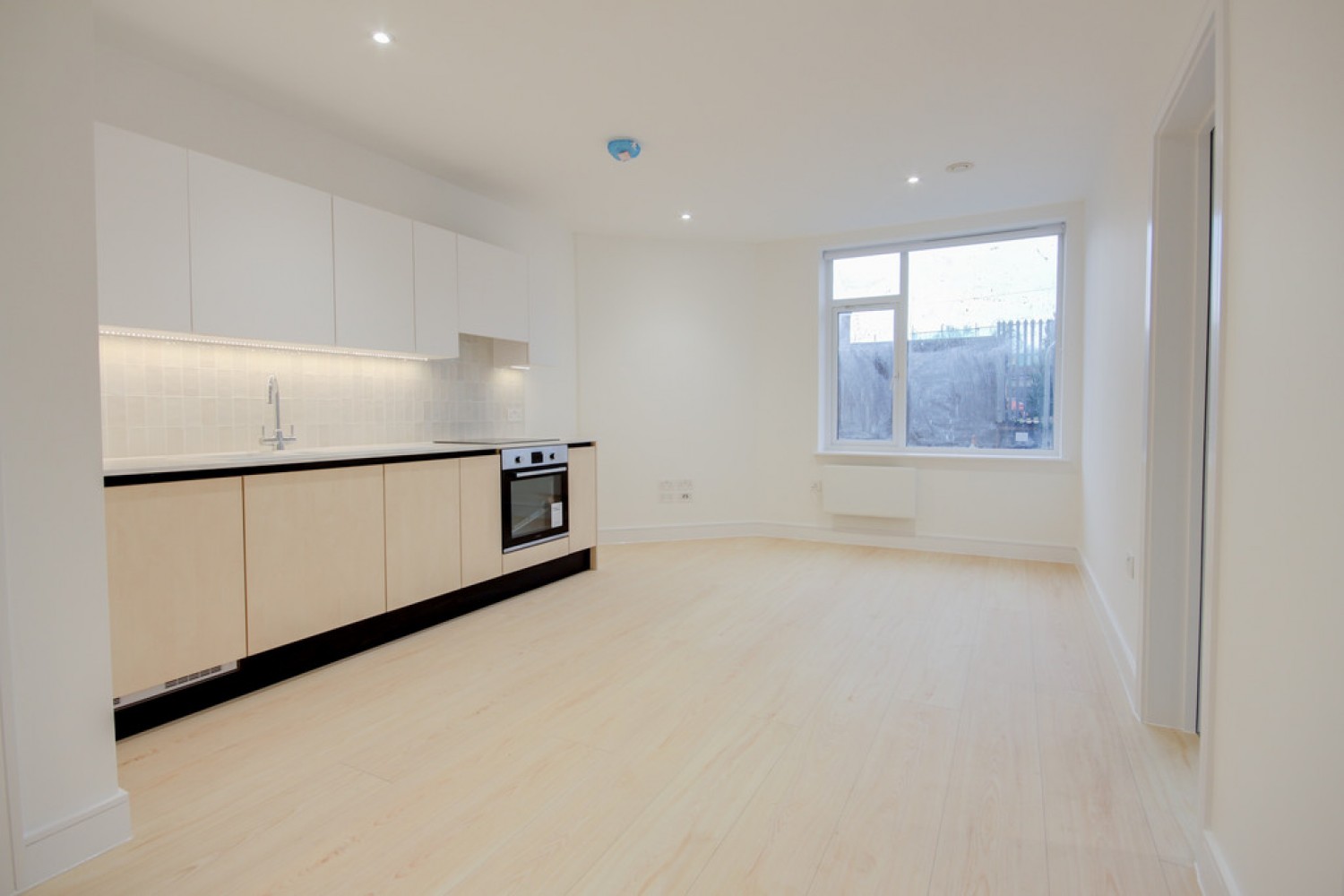 1 bedroom Flat in Charles House, Toutley Road