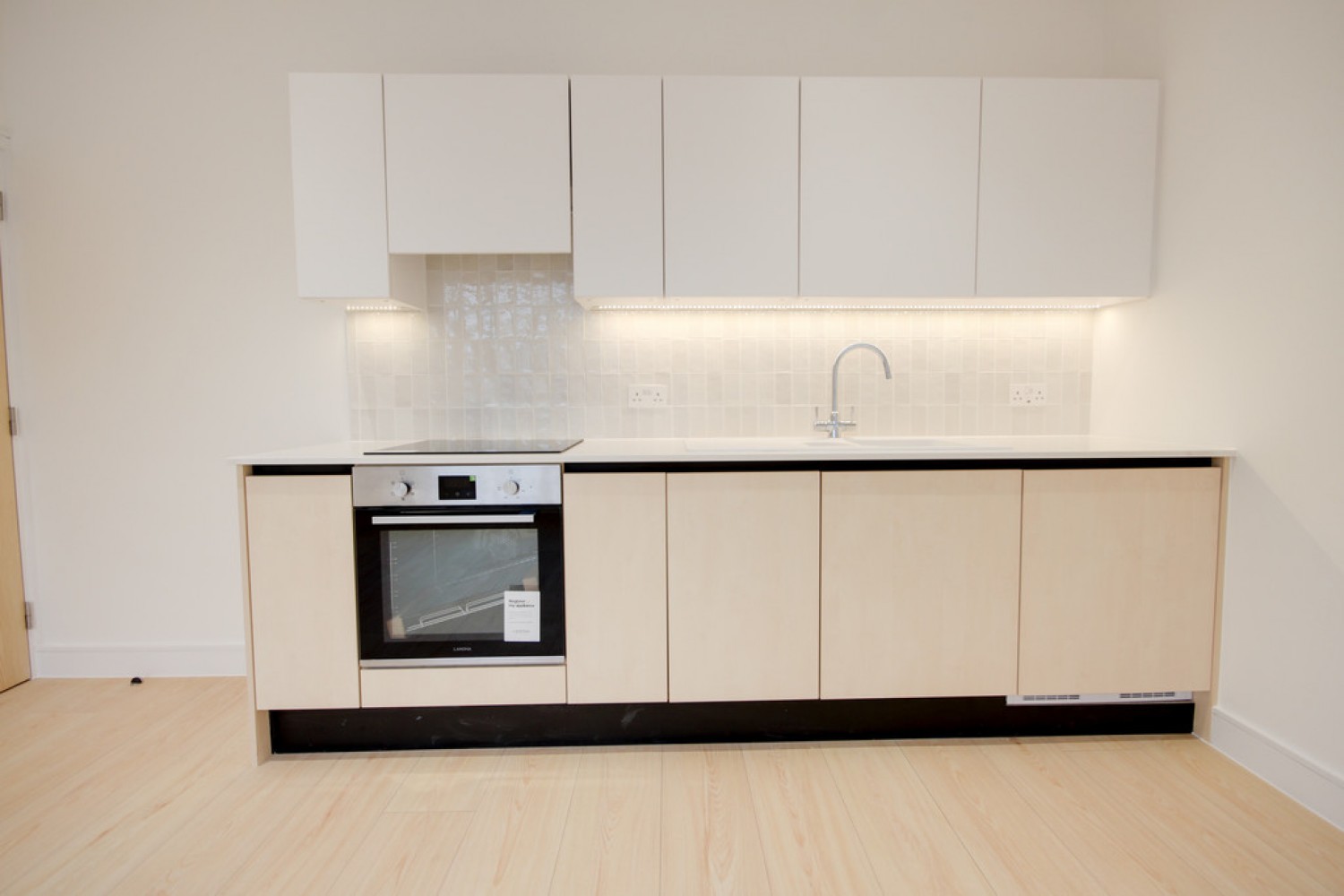 1 bedroom Flat for Letting Charles House , Toutley Road