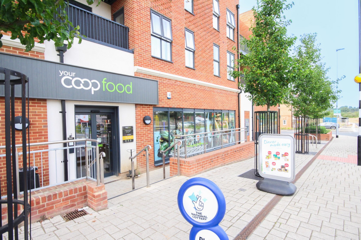 1 bedroom Flat for Letting Charles House , Toutley Road