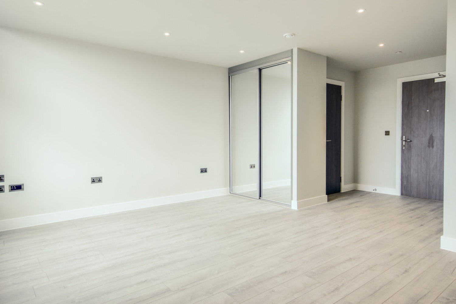 1 bedroom Flat for Letting One Thames Valley