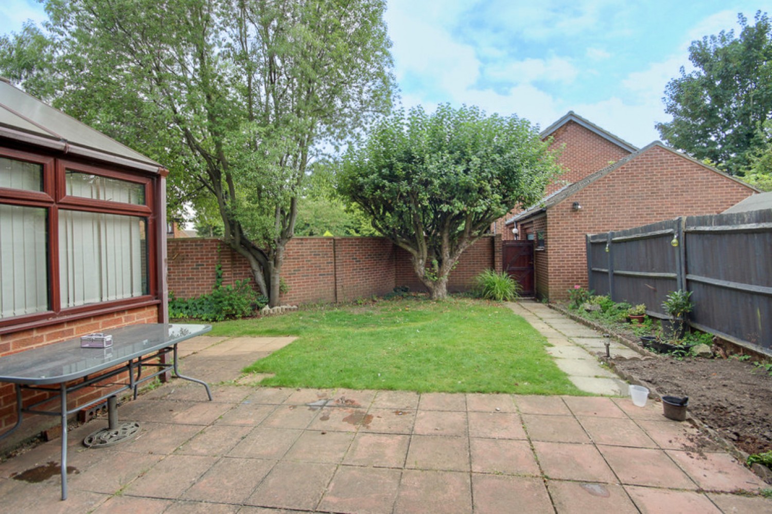 Jutland Close Woosehill