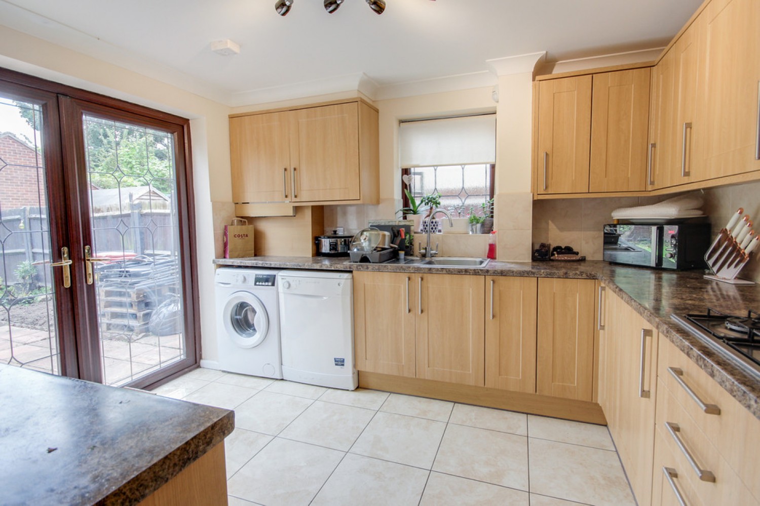Jutland Close Woosehill