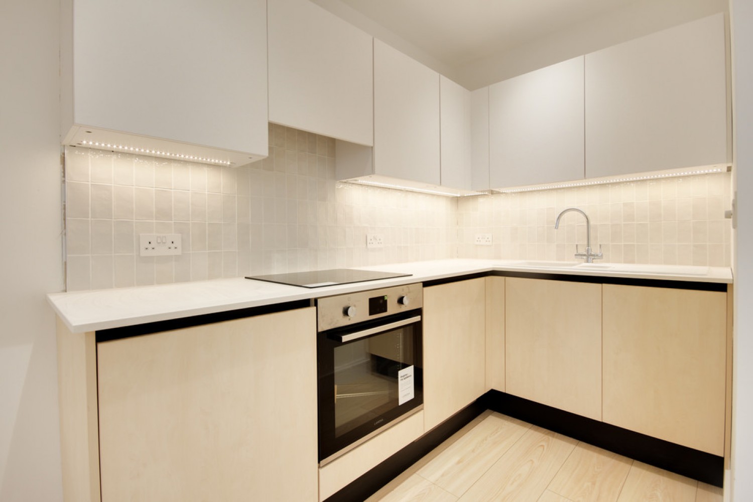 1 bedroom Flat for Letting Charles House, Toutley Road