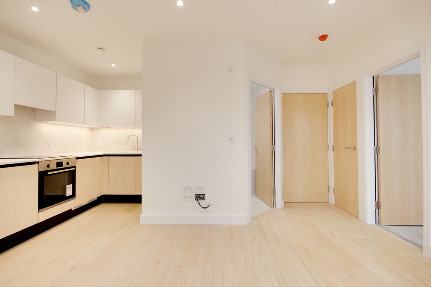1 bedroom Flat for Letting Charles House, Toutley Road
