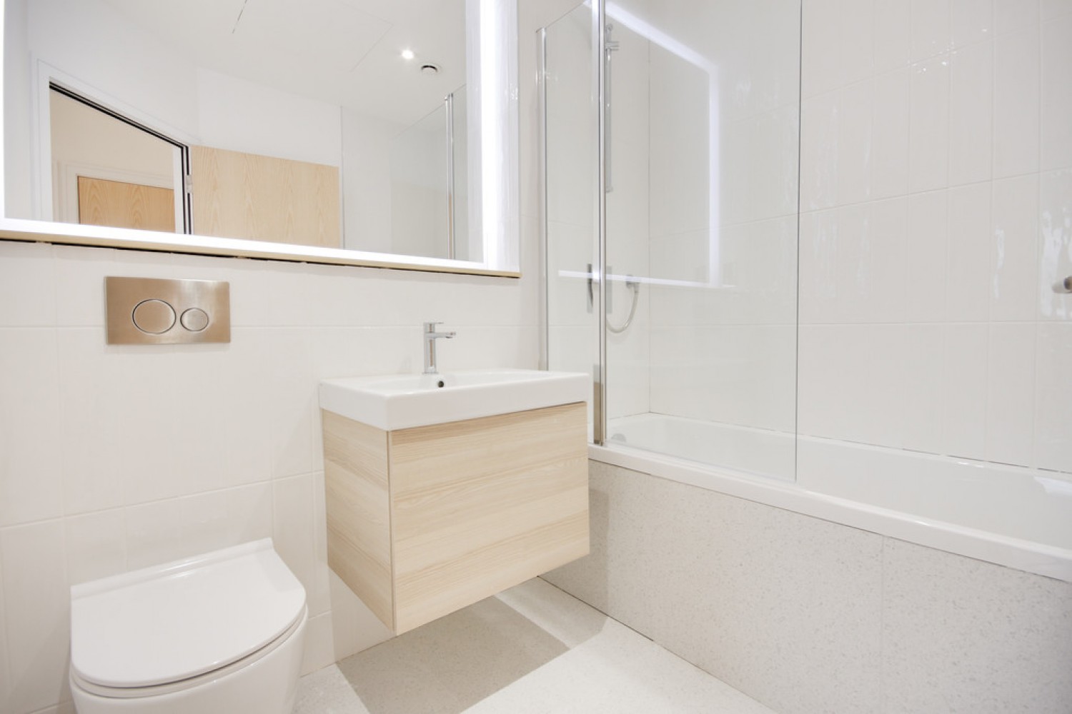 1 bedroom Flat for Letting Charles House, Toutley Road