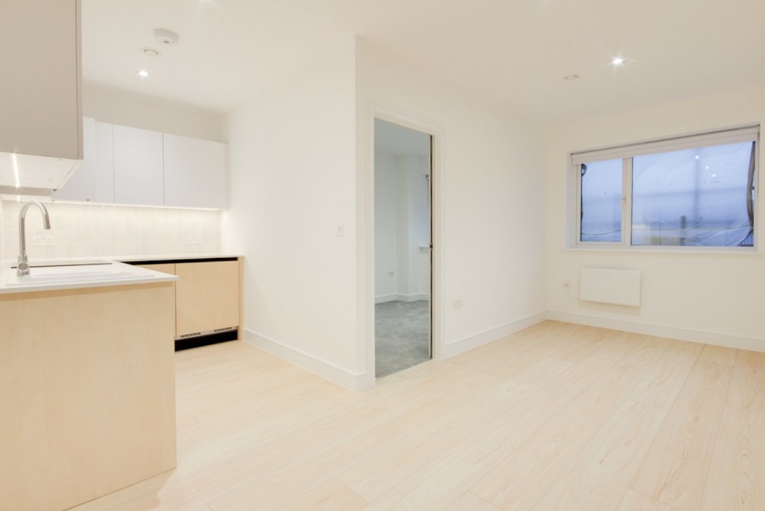 1 bedroom Flat for Letting Charles House, Toutley Road
