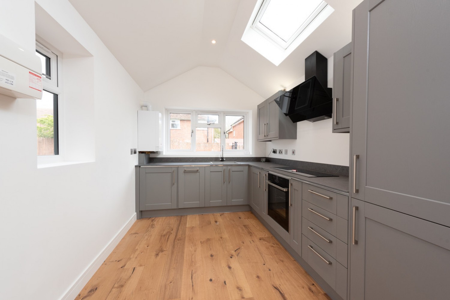 1 bedroom Bungalow for Letting Sadler's Court, Reading Road