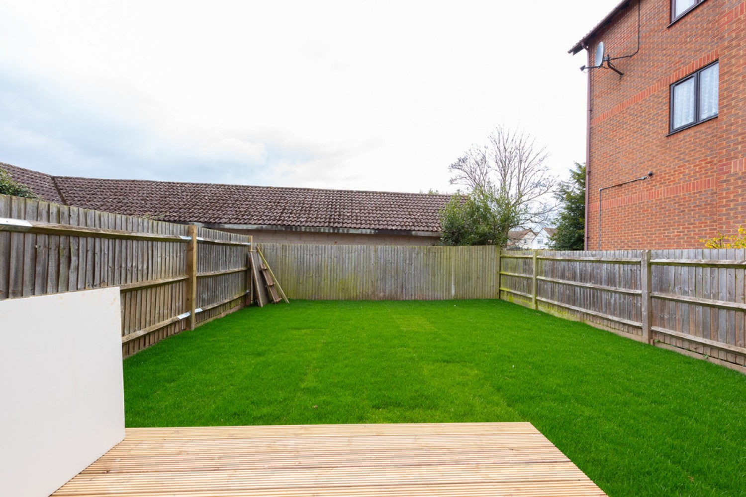 1 bedroom Bungalow for Letting Sadler's Court, Reading Road