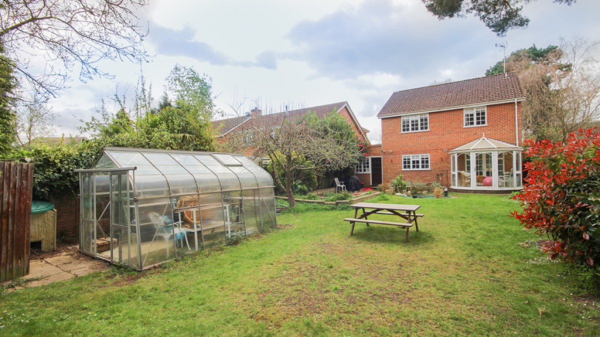 Watkins Close, Finchampstead