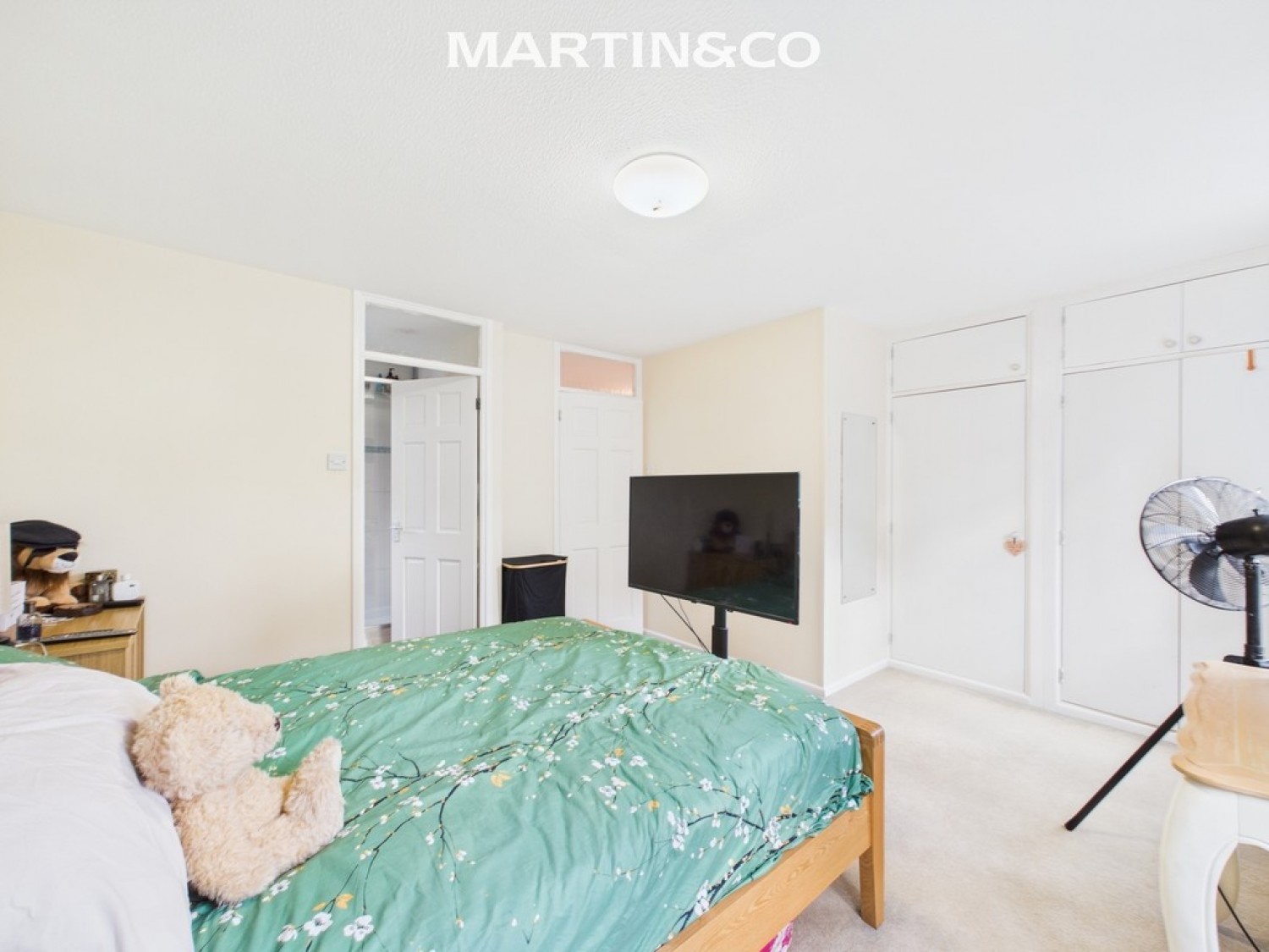 4 bedroom House for Letting Watkins Close, Finchampstead