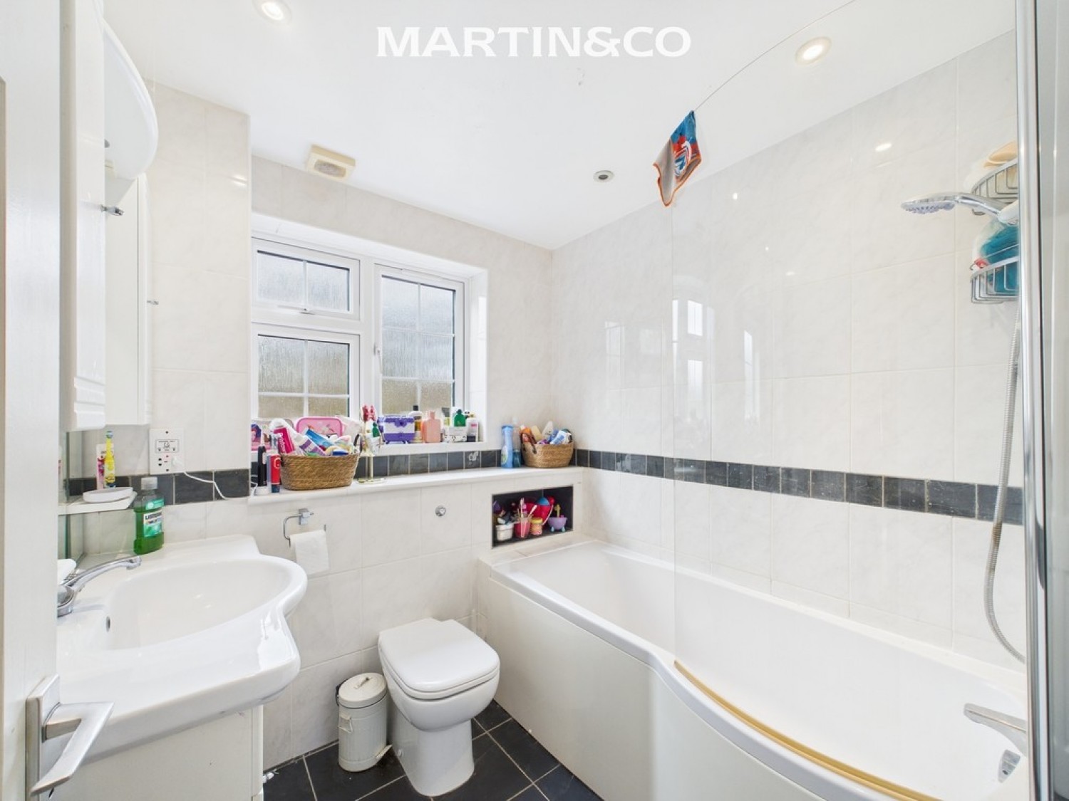 4 bedroom House for Letting Watkins Close, Finchampstead