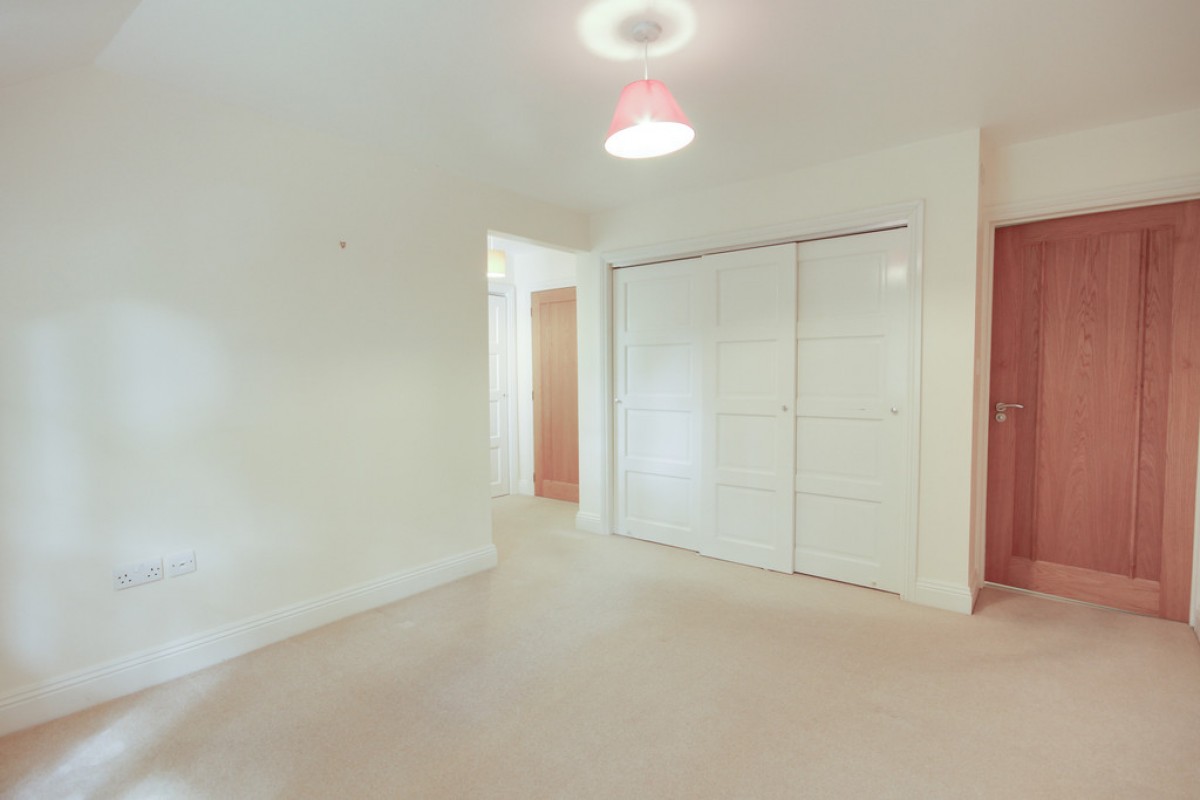 Nine Mile Ride, Wokingham