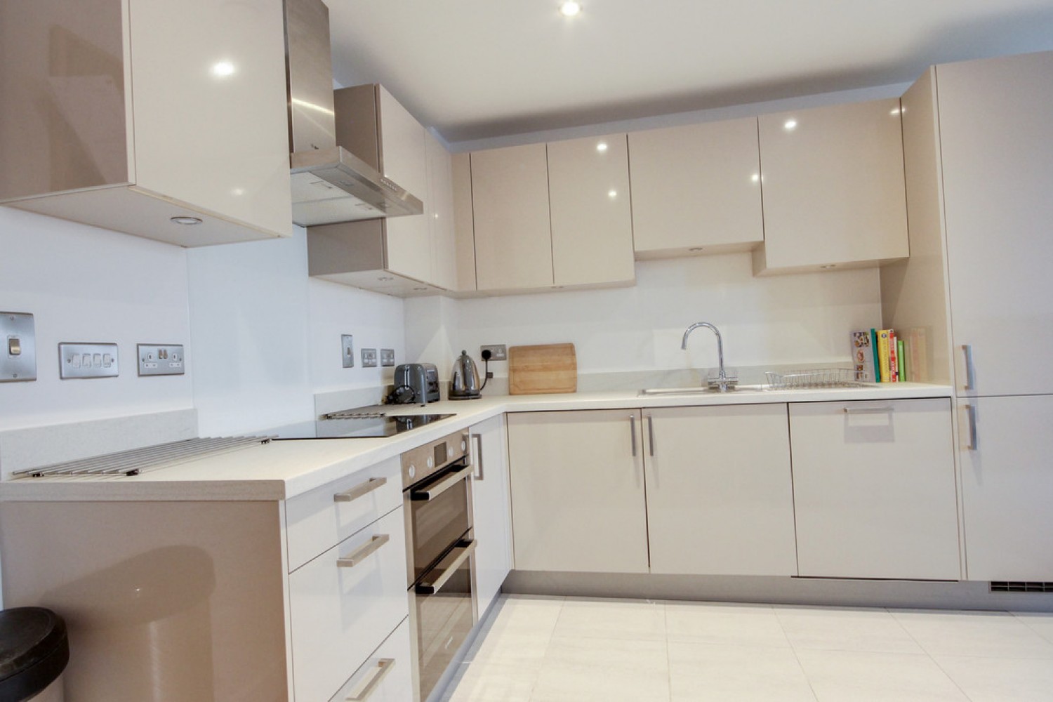 Saxons Court, Wokingham